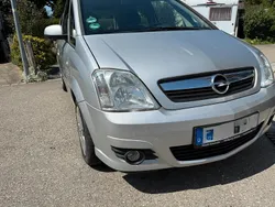 Grau Gebraucht 2007 Opel Meriva Van / Kleinbus | 1.800 € (Fairer Preis)