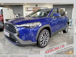 Nachtblau mica Neu 2025 Toyota Corolla Cross Style SUV | 31.850 € (Superpreis)