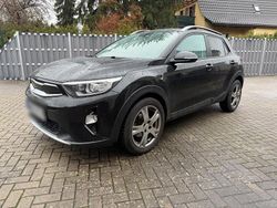 Schwarz Gebraucht 2017 Kia Stonic Vision SUV | 11.290 € (Guter Preis)