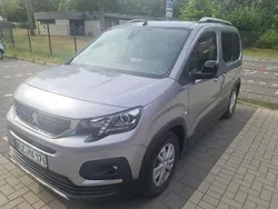 Silber Gebraucht 2021 Peugeot e-Rifter Allure Van / Kleinbus | 18.000 € (Etwas zu teuer)