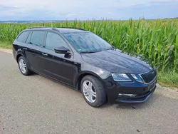 Schwarz Gebraucht 2019 Skoda Octavia Soleil Kombi | 19.500 € (Fairer Preis)