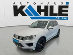 Weiß Gebraucht 2017 VW Touareg Edition SUV | 31.990 € (Etwas zu teuer)