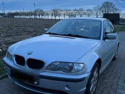 Silber Gebraucht 2003 BMW 318 Limousine | 2.500 € (Fairer Preis)