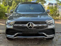 Grau Gebraucht 2020 Mercedes GLC220 AMG SUV | 29.900 € (Fairer Preis)