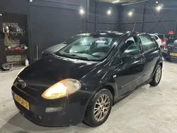 Schwarz Gebraucht 2011 Fiat Punto Evo Kleinwagen | 2.450 € (Guter Preis)