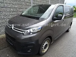 Grau Gebraucht 2018 Citroën Jumpy Van / Kleinbus | 7.900 € (Superpreis)