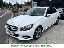 Weiß Gebraucht 2015 Mercedes E220 Avantgarde Limousine | 18.590 € (Fairer Preis)