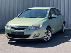 Grün Gebraucht 2011 Opel Astra Limousine | 3.490 € (Fairer Preis)