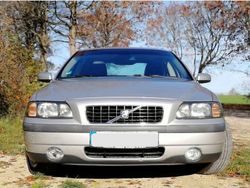 Silber Gebraucht 2003 Volvo S60 Comfort Limousine | 2.950 € (Fairer Preis)