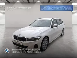 Weiß Gebraucht 2024 BMW 318 Shadowline Kombi | 32.909 € (Guter Preis)