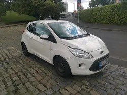 Weiß Gebraucht 2013 Ford Ka Plus Kleinwagen | 2.499 €