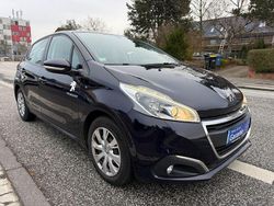 Blau Gebraucht 2016 Peugeot 208 Active Kleinwagen | 5.980 € (Fairer Preis)