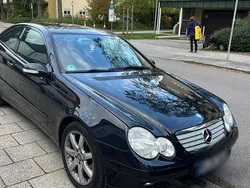Schwarz Gebraucht 2005 Mercedes C200 Coupé | 1.100 € (Superpreis)