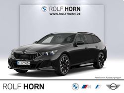 Saphirschwarz metallic Neu 2025 BMW 540 M Sport Kombi | 84.545 € (Teuer)