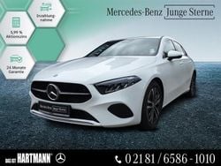Weiß Gebraucht 2024 Mercedes A180 Progressive Limousine | 28.420 € (Guter Preis)