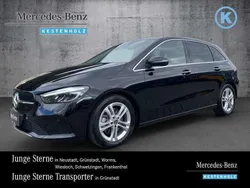 Kosmosschwarz Gebraucht 2023 Mercedes B220 Van / Kleinbus | 37.270 € (Fairer Preis)
