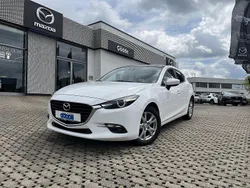 Weiß Gebraucht 2019 Mazda 3 Signature Limousine | 16.750 € (Guter Preis)