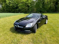 Schwarz Gebraucht 2012 Mercedes SLK200 Cabrio | 20.000 €