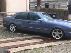 Blau Gebraucht 1996 Mercedes E420 Limousine | 7.500 €
