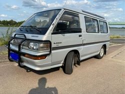 Silber Gebraucht 1994 Mitsubishi L Van / Kleinbus | 15.500 €
