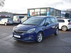 Blau Gebraucht 2017 Opel Zafira Tourer Business Edition Van / Kleinbus | 11.500 € (Fairer Preis)