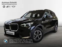 Saphirschwarz Gebraucht 2024 BMW X1 Sport Line SUV | 36.990 € (Superpreis)