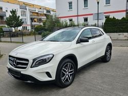 Weiß Gebraucht 2016 Mercedes GLA200 SUV | 17.590 € (Guter Preis)