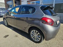 Grau Gebraucht 2019 Peugeot 208 Allure Kleinwagen | 9.990 € (Superpreis)
