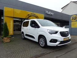 Weiß Gebraucht 2022 Opel Combo Life Elegance Van / Kleinbus | 20.950 € (Guter Preis)