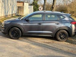 Grau Gebraucht 2019 Hyundai Tucson SUV | 14.250 € (Guter Preis)