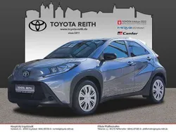 Blau Gebraucht 2024 Toyota Aygo Business Edition Kleinwagen | 18.910 € (Fairer Preis)