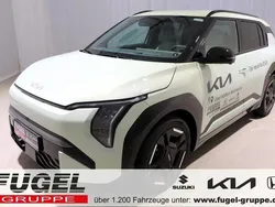 Aventurin grün met Gebraucht 2024 Kia EV3 Comfort SUV | 40.969 € (Superpreis)