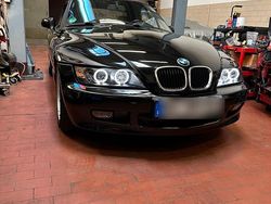 Schwarz Gebraucht 1996 BMW Z3 Cabrio | 7.200 €