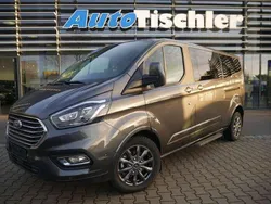 Grau Gebraucht 2022 Ford Tourneo Custom Titanium X Van | 47.900 € (Teuer)