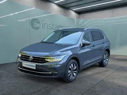 Grau Gebraucht 2024 VW Tiguan Move SUV | 32.448 € (Guter Preis)