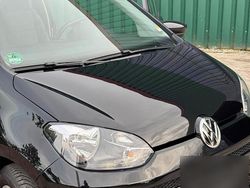Schwarz Gebraucht 2012 VW up! Kleinwagen | 4.399 € (Etwas zu teuer)
