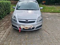 Silber Gebraucht 2006 Opel Zafira Van / Kleinbus | 1.400 € (Superpreis)