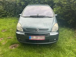 Grau Gebraucht 2006 Citroën Xsara Van / Kleinbus | 1.000 €