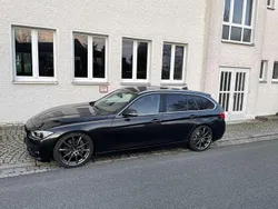 Grau Gebraucht 2018 BMW 340 Advantage Kombi | 23.999 € (Fairer Preis)