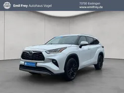 Weiß Gebraucht 2023 Toyota Highlander Luxury SUV | 53.990 € (Fairer Preis)