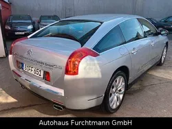Grau Gebraucht 2012 Citroën C6 Exclusive Limousine | 19.790 €