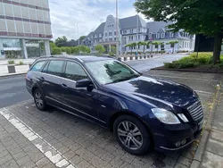 Blau Gebraucht 2010 Mercedes E220 Avantgarde Kombi | 3.999 € (Fairer Preis)