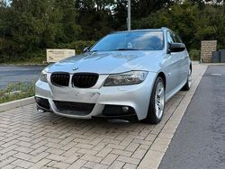 Silber Gebraucht 2010 BMW 330 Exclusive Kombi | 3.450 € (Superpreis)