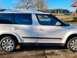 Weiß Gebraucht 2009 Skoda Yeti SUV | 3.100 € (Superpreis)