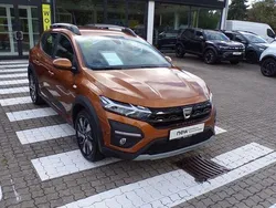 Orange atacama (metallic) Gebraucht 2022 Dacia Sandero Comfort Kleinwagen | 15.450 € (Guter Preis)