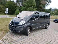 Schwarz Gebraucht 2013 Renault Trafic Van | 13.089 € (Etwas zu teuer)