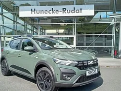 Grün Neu 2025 Dacia Sandero Expression Kleinwagen | 17.970 € (Fairer Preis)