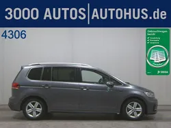 Indiumgrau metallic Gebraucht 2019 VW Touran R-line Van / Kleinbus | 22.180 € (Guter Preis)