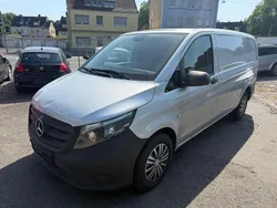 Grau Gebraucht 2015 Mercedes Vito Van / Kleinbus | 6.500 € (Etwas zu teuer)