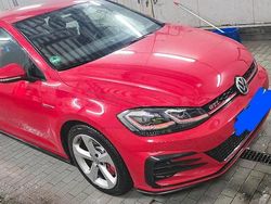 Rot Gebraucht 2019 VW Golf VII GTI Kleinwagen | 18.500 €